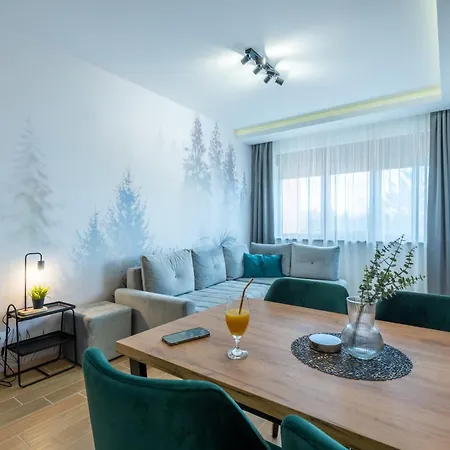 Apartment The Forest Club & *