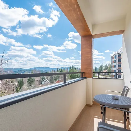 Apartment The Forest Club &