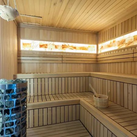 The Forest Club & 즐라티보